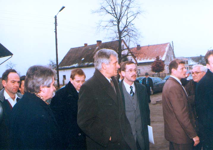 Premier Jerzy Buzek w Ciepielowicach