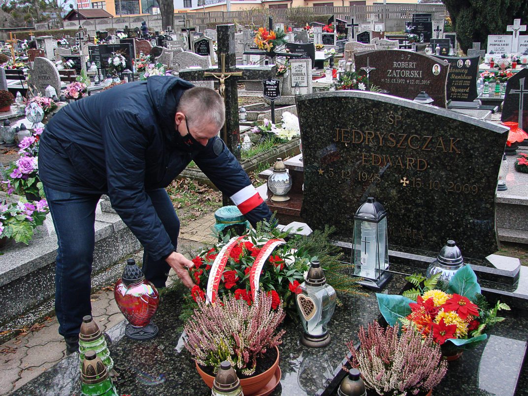 Kwiaty dla bohaterĂłw